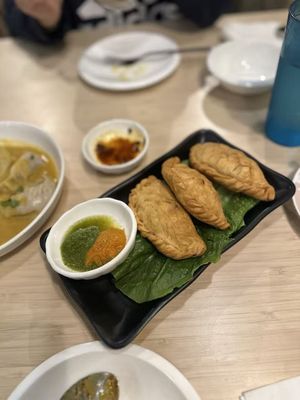 Darjeeling Kitchen & Café by null