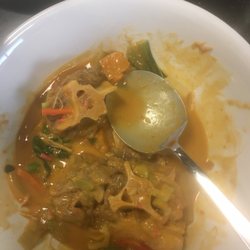 DelCiano Pinoy Cuisine - Kare Kare