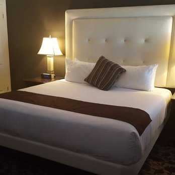 Stone Mill - King Bed...very comfy. - Venues & Event Spaces Near Me - St. Catharines, Ontario Stone Mill - King Bed...very comfy. - Venues & Event Spaces Near Me - St. Catharines, Ontario