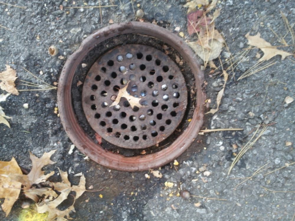 Slide of The Pipe Guard