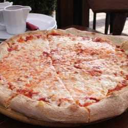 Restauracja Pizzeria Pe Pe - Pyszna margherita.