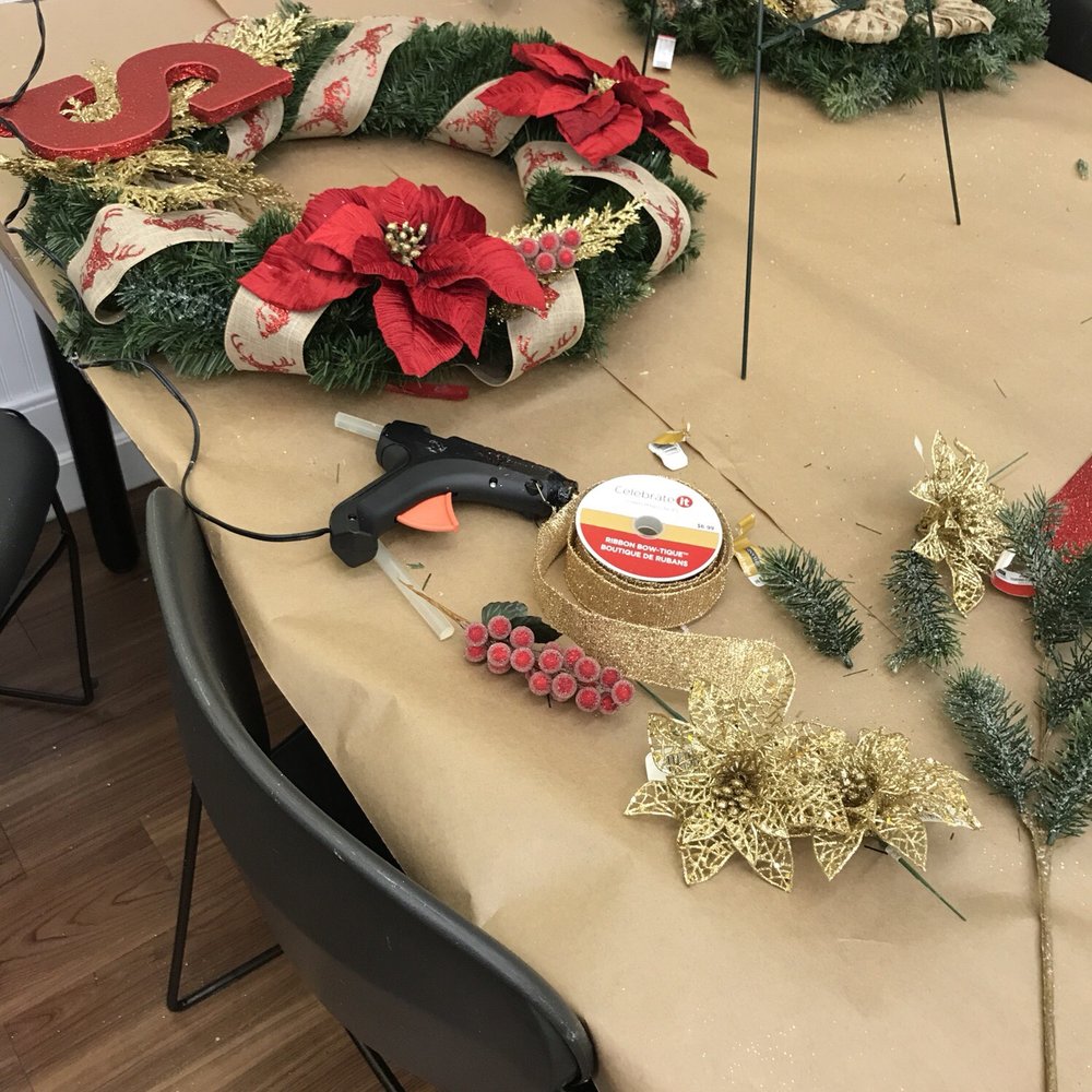 Michaels - Wreath making class - Arts & Crafts Near Me - Henrico, Virginia Michaels - Wreath making class - Arts & Crafts Near Me - Henrico, Virginia