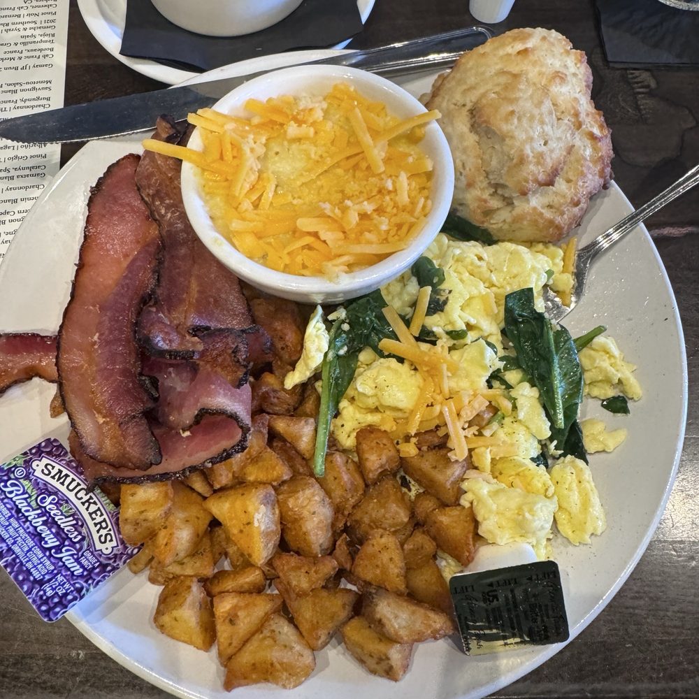 B Matthews Eatery - B. Matthew's Basic Breakfast - New American Near Me - Savannah, Georgia B Matthews Eatery - B. Matthew's Basic Breakfast - New American Near Me - Savannah, Georgia