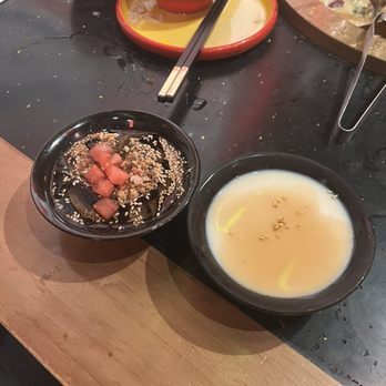 Wei Shu Wu Hotpot - Caramel pudding and jelly dessert - Hot Pot Near Me - Quincy, Massachusetts