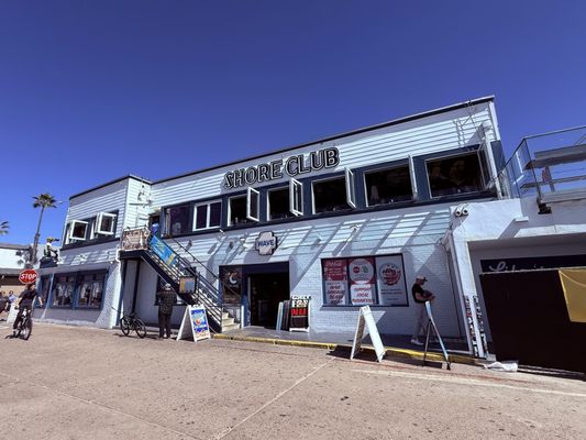 PB Shore Club by null