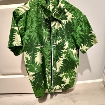 David Shepard Hawaii - Fern print - VN - Men's Clothing Near Me - Honolulu, Hawaii David Shepard Hawaii - Fern print - VN - Men's Clothing Near Me - Honolulu, Hawaii