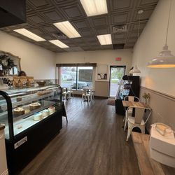 Brown's Doughnut  & Pastry