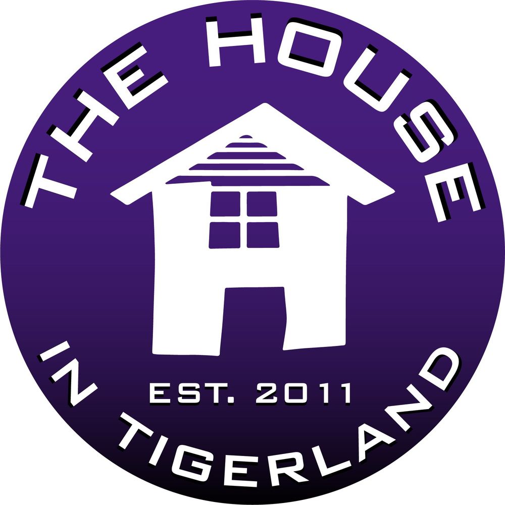 THE HOUSE IN TIGERLAND Updated September 2024 1003 Bob Petit Blvd, Baton Rouge, Louisiana