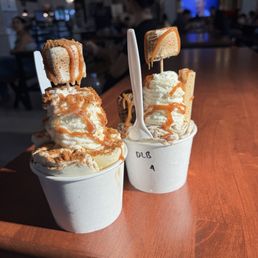 Dulce de Leche Brownie - Ice Cream Rolls Biscoff Tres Leches - Ice Cream Rolls Dulce de Leche Brownie - Ice Cream Rolls Biscoff Tres Leches - Ice Cream Rolls