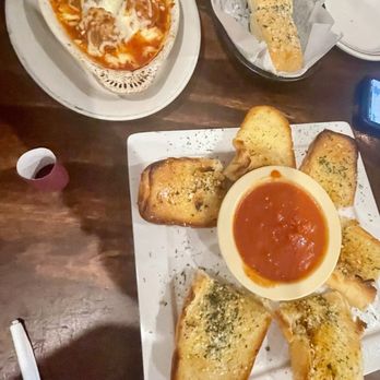 Napolis Italian Bistro - Meatballs, garlic Bread. - Wine Bars Near Me - Belton, Texas Napolis Italian Bistro - Meatballs, garlic Bread. - Wine Bars Near Me - Belton, Texas