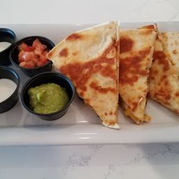 Really good chicken quesadilla! I even got some extra sour cream. Thanks Emily! Really good chicken quesadilla! I even got some extra sour cream. Thanks Emily!