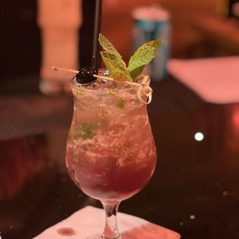 Tikis Grill & Bar - Autumn Breeze (seasonal) - Seafood Near Me - Honolulu, Hawaii