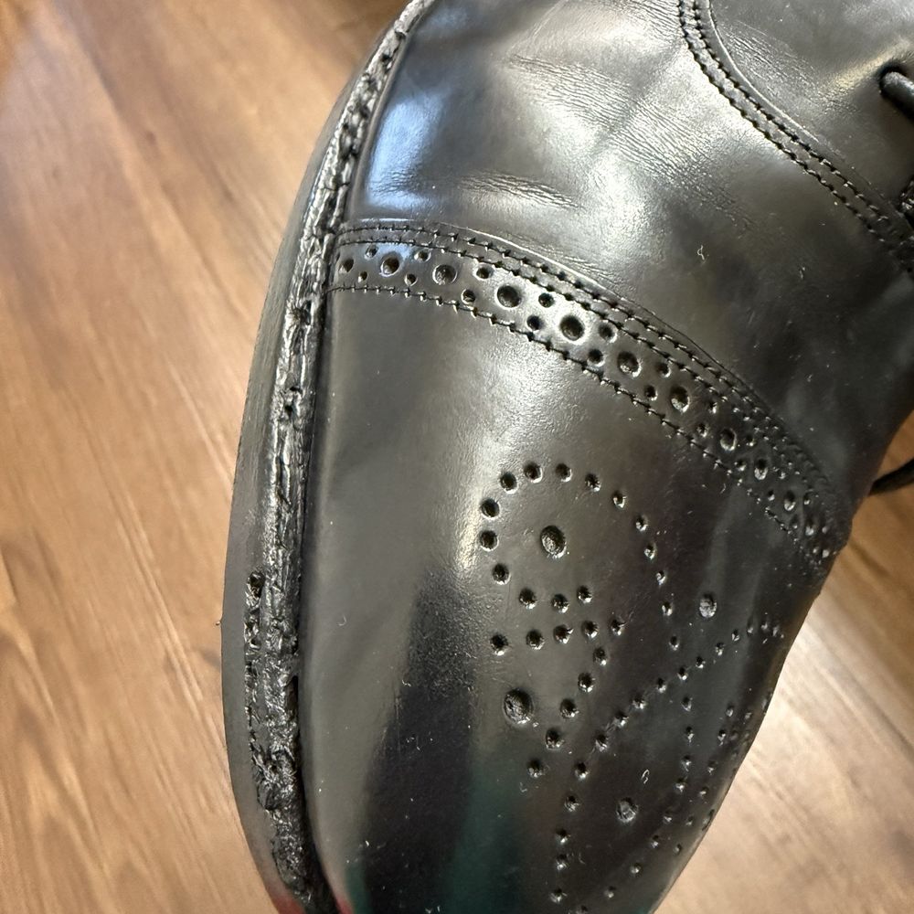 Dot's Fine Shoe Repair - Right shoe - Shoe Repair Near Me - Cincinnati, Ohio Dot's Fine Shoe Repair - Right shoe - Shoe Repair Near Me - Cincinnati, Ohio