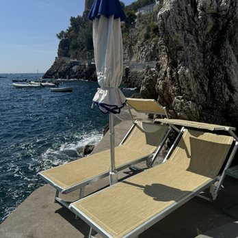 Il Pirata - Beach club - Seafood Near Me - Praiano, SA Il Pirata - Beach club - Seafood Near Me - Praiano, SA