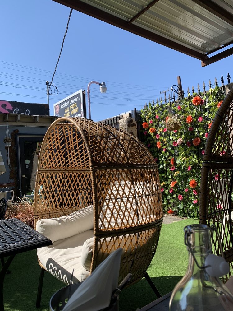 Myke's Cafe