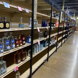 Hudson Wines - Lots of empty shelves. Very poor selection. Also beware of expired beers. Especially solo bottles and cans.