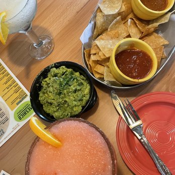 MESHICO Tacos & Tequila - Chips, salsa and guacamole are all decent sizes, this was lunch portions. - Tacos Near Me - Rochester Hills, Michigan MESHICO Tacos & Tequila - Chips, salsa and guacamole are all decent sizes, this was lunch portions. - Tacos Near Me - Rochester Hills, Michigan