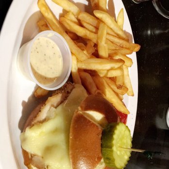 Redd's Biergarten - German Near Me - Newark, New Jersey