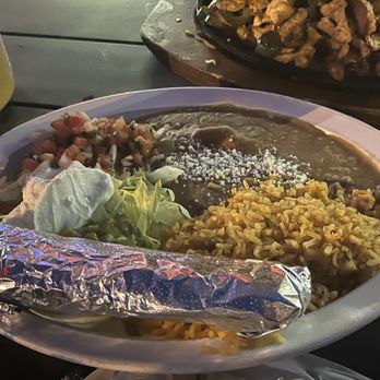 Casa Mia Mexican Kitchen - Mexican Near Me - St Peters, Missouri Casa Mia Mexican Kitchen - Mexican Near Me - St Peters, Missouri