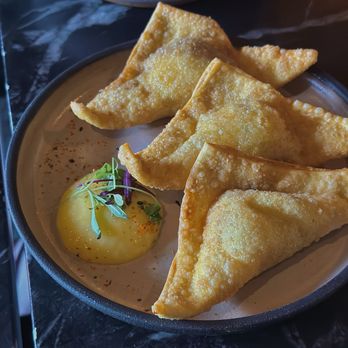 Akar - Lobster rangoons - Asian Fusion Near Me - St. Louis, Missouri