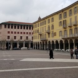 Piazza Stradivari - Piazza Stradivari