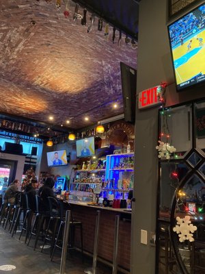 Taste & Thirst by null