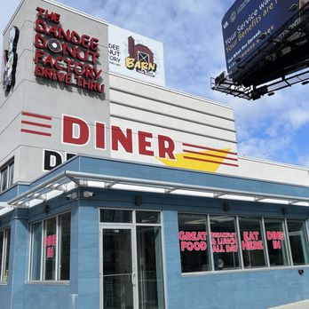 Dandee Donut Factory - Retro diner vibe with plentiful seating and menu options. And you can get your car washed next door while you enjoy a little nosh here. - Donuts Near Me - Revere, Massachusetts Dandee Donut Factory - Retro diner vibe with plentiful seating and menu options. And you can get your car washed next door while you enjoy a little nosh here. - Donuts Near Me - Revere, Massachusetts