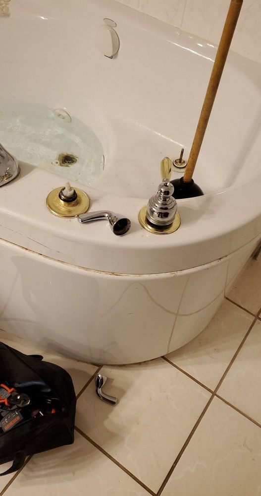 Slide of D & B Plumbing Service