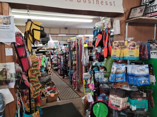 The Wagging Tail Pet Nutrition Center