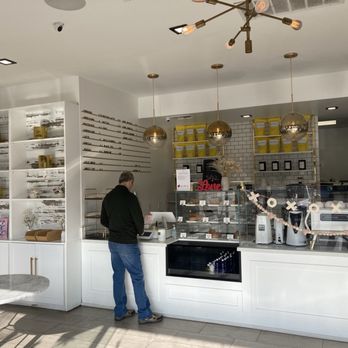 Coffea - Coffee & Tea Near Me - Toluca Lake, California