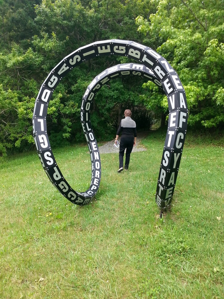 Brick Bay Sculpture Trail, Auckland Roadtrippers
