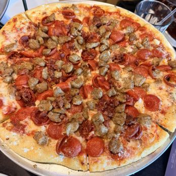 Amici Pizzeria & Bar - Pizza Near Me - Reno, Nevada Amici Pizzeria & Bar - Pizza Near Me - Reno, Nevada