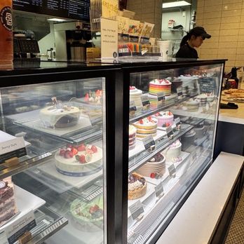 Paris Baguette - Bakeries Near Me - Toronto, Ontario Paris Baguette - Bakeries Near Me - Toronto, Ontario