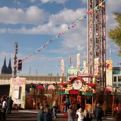 Volksfest - Freier Fall mit dem Power Tower