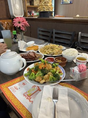 Golden Dragon Chinese by null