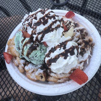 The Funnel House - Funnel sundae - Desserts Near Me - Long Beach, California The Funnel House - Funnel sundae - Desserts Near Me - Long Beach, California