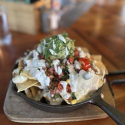 Pierce Tavern - NACHOS