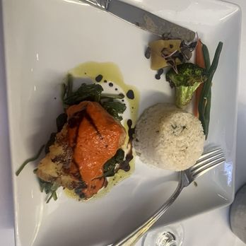 CF Food Kitchen - New American Near Me - Granada Hills, California