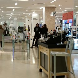 Saks Fifth Avenue - Make Up Counters