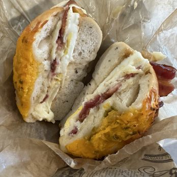 Good Mooed Cafe - Bacon, egg, white American cheese, on a jalapeño cheddar bagel - Coffee & Tea Near Me - Caledonia, Michigan