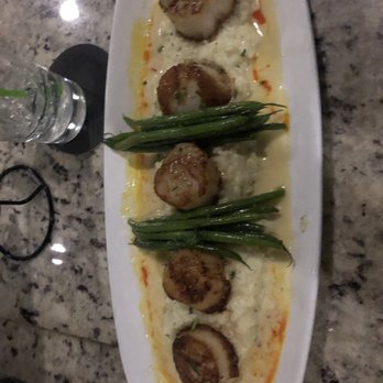 Lighthouse Kitchen + Bar - Seafood Near Me - Marathon, Florida