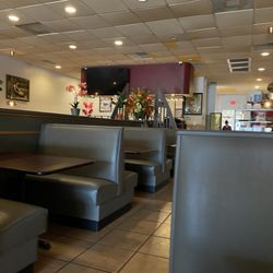 Doan's Vietnamese Cuisine - Late lunch, and ever so delicious.