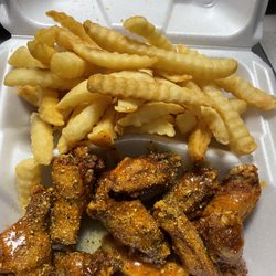 MK Wings - Hot lemon pepper combo