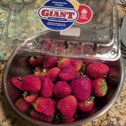 California Giant Berry Farms - Strawberries from Giant Berry Farms in California, shipped and Bought at Nino Salvaggio Market. 2/27/2026