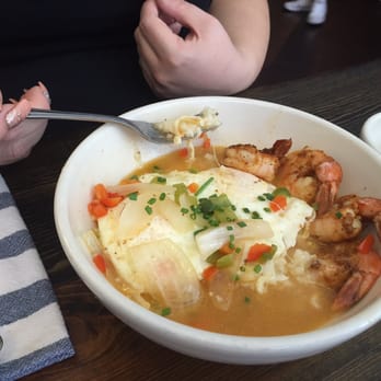 Bacon & Eggs - Shrimp &grits - New American Near Me - Walla Walla, Washington