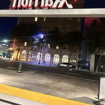 San Jose Marriott - Out front by valet - Hotels Near Me - San Jose, California