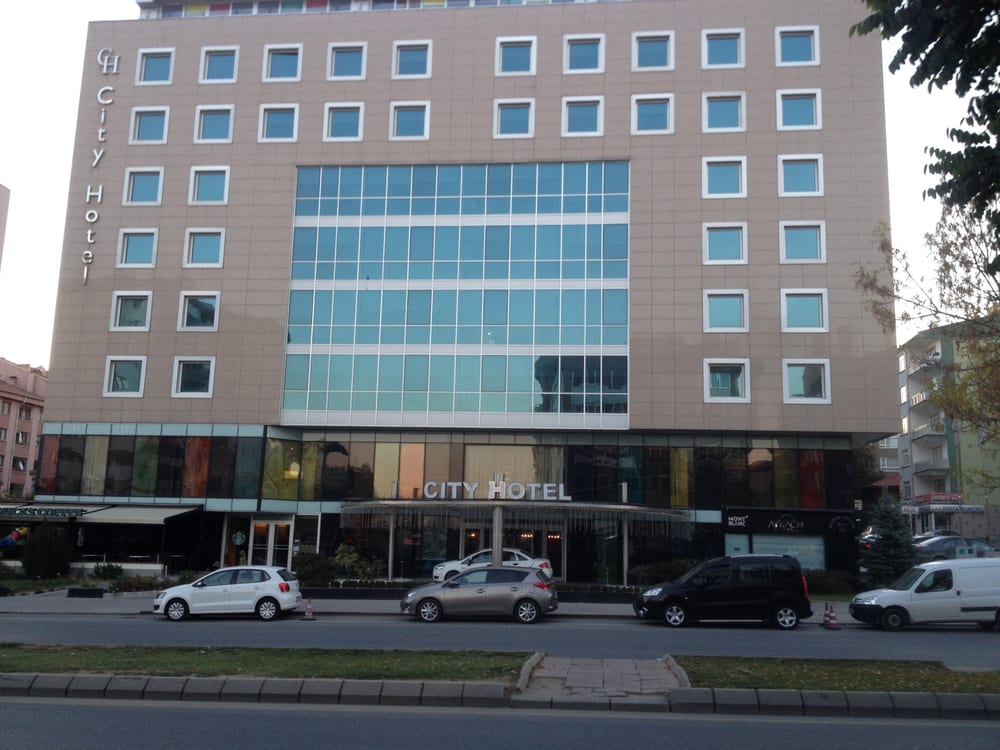 City Hotel