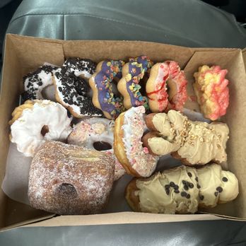Sweet Dozen - (Fancy Donuts ) dozen - Donuts Near Me - Sacramento, California Sweet Dozen - (Fancy Donuts ) dozen - Donuts Near Me - Sacramento, California