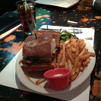 BXL Cafe - Steak Sandwich - Pubs Near Me - New York, New York