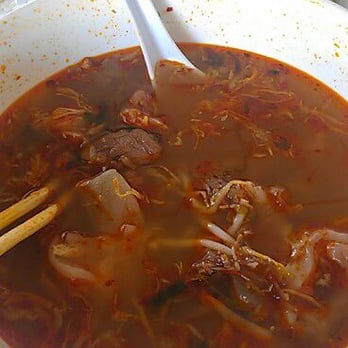 Quan Vy Da - 3/4 eaten bun bo hue, soo huge. Loaded with meat. - Vietnamese Near Me - Westminster, California Quan Vy Da - 3/4 eaten bun bo hue, soo huge. Loaded with meat. - Vietnamese Near Me - Westminster, California